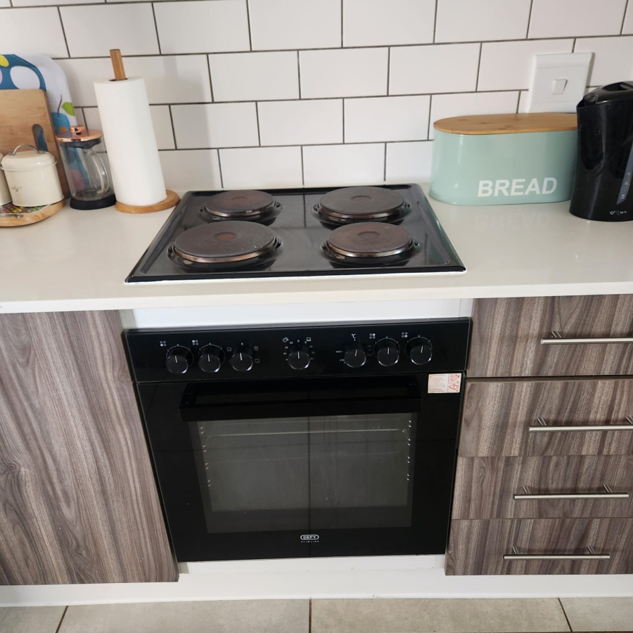 To Let 2 Bedroom Property for Rent in Grimbeeck Park North West